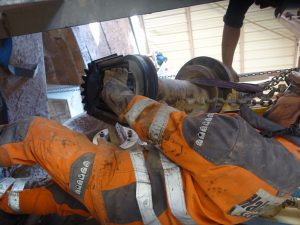 Intervention sur contre-arbre d'un broyeur HP400